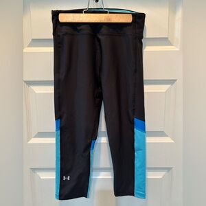 Under Armour Black and Teal Compression capri Leggings